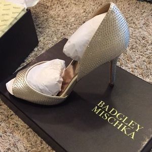 Badgley Mischka Mitzi Pump - Size 8 1/2